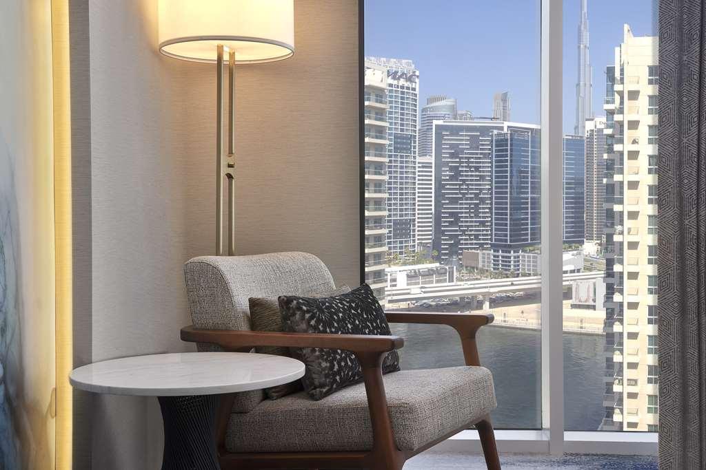 Embassy Suites By Hilton Dubai Business Bay Habitación foto
