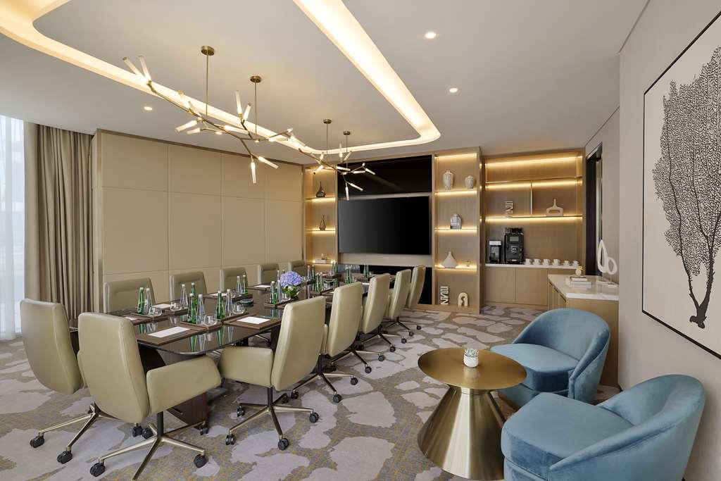Embassy Suites By Hilton Dubai Business Bay Facilidades foto