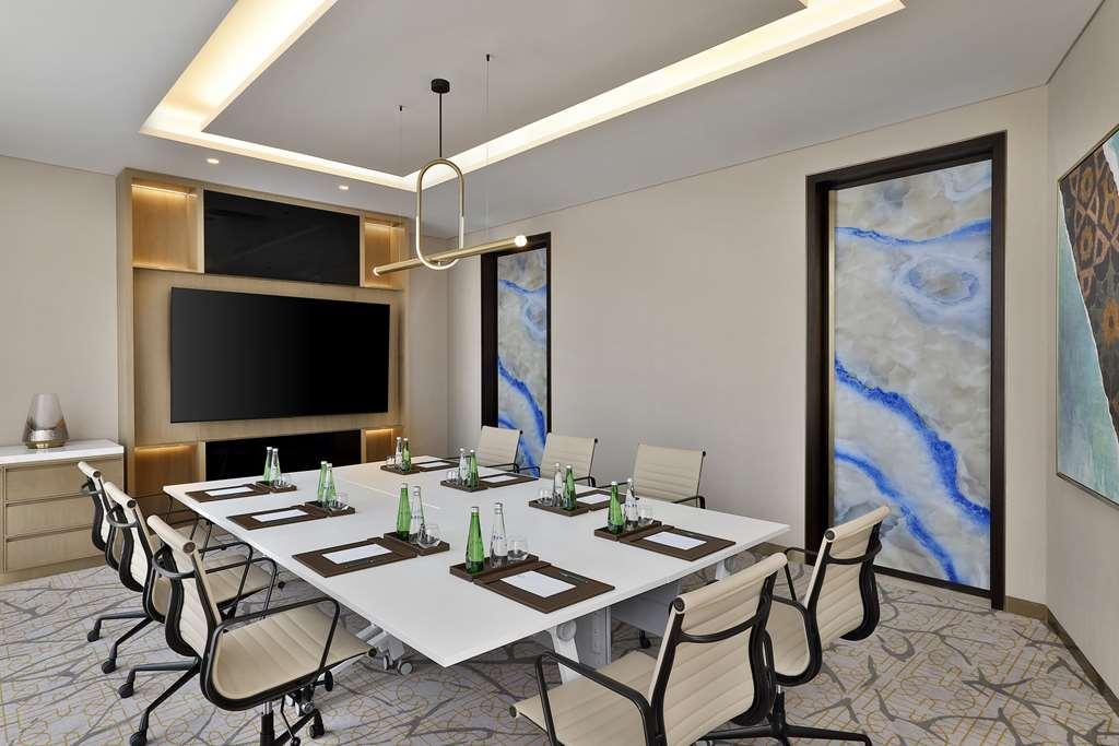 Embassy Suites By Hilton Dubai Business Bay Facilidades foto
